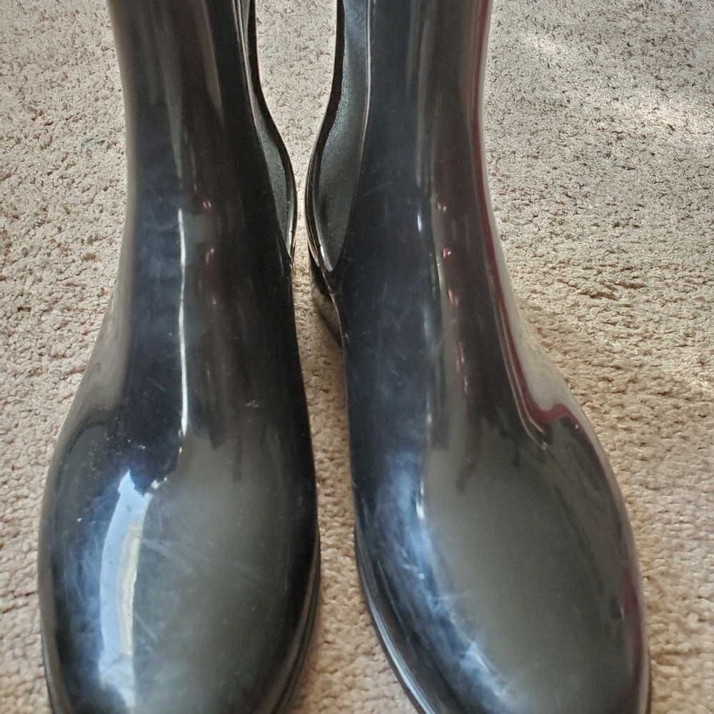 Rain boots